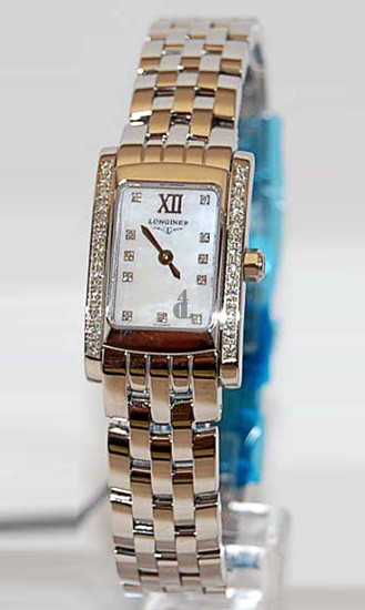 Replica Longines Dolce Vita L5.158.0.84.6 Womens Rectangle Stainless Steel set with Diamonds Quartz Watch