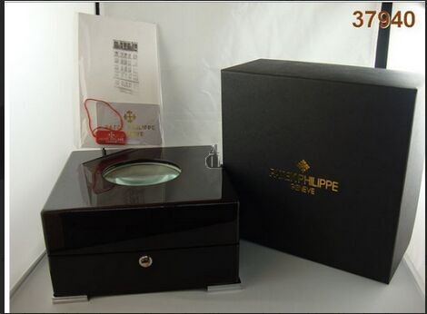 1:1 with Original Patek Philippe watches box with box and paper for our replica watches 